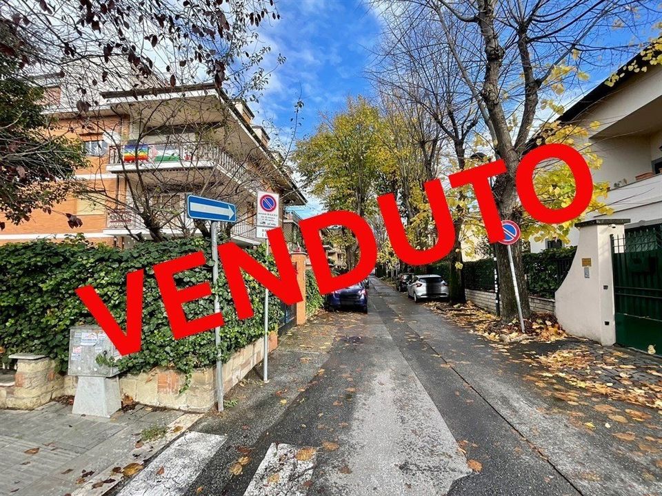 Foto Cometa 1 — Appartamento in vendita a Grottaferrata centrale